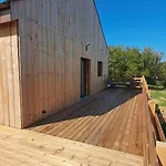 Au Calme Avec Piscine Hivernale Chauffee