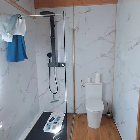 Chalet Au Calme Avec Piscine Hivernale Chauffée *