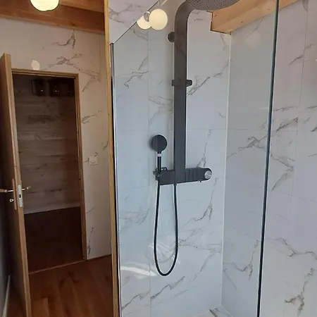 Au Calme Avec Piscine Hivernale Chauffée