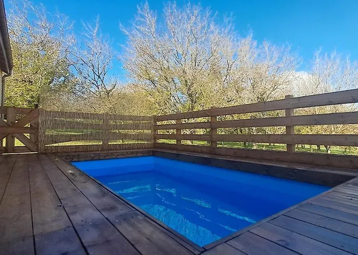 Au Calme Avec Piscine Hivernale Chauffee Beauregard-de-Terrasson