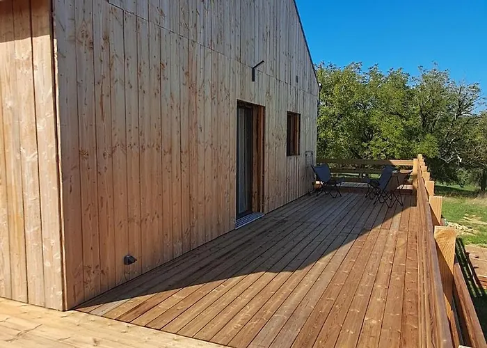 Au Calme Avec Piscine Hivernale Chauffee